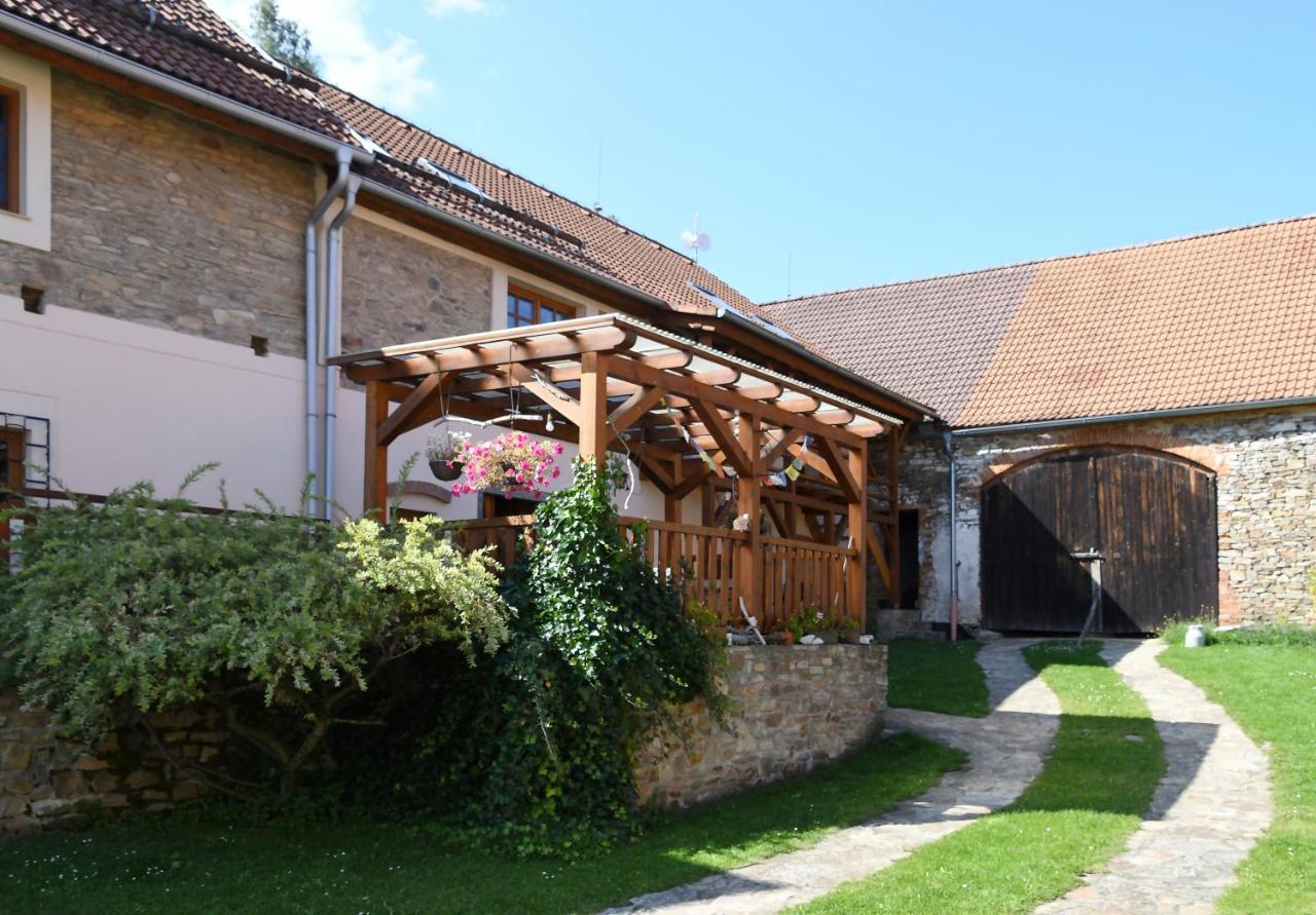 Apartmany Kamenka Micovice Bagian luar foto